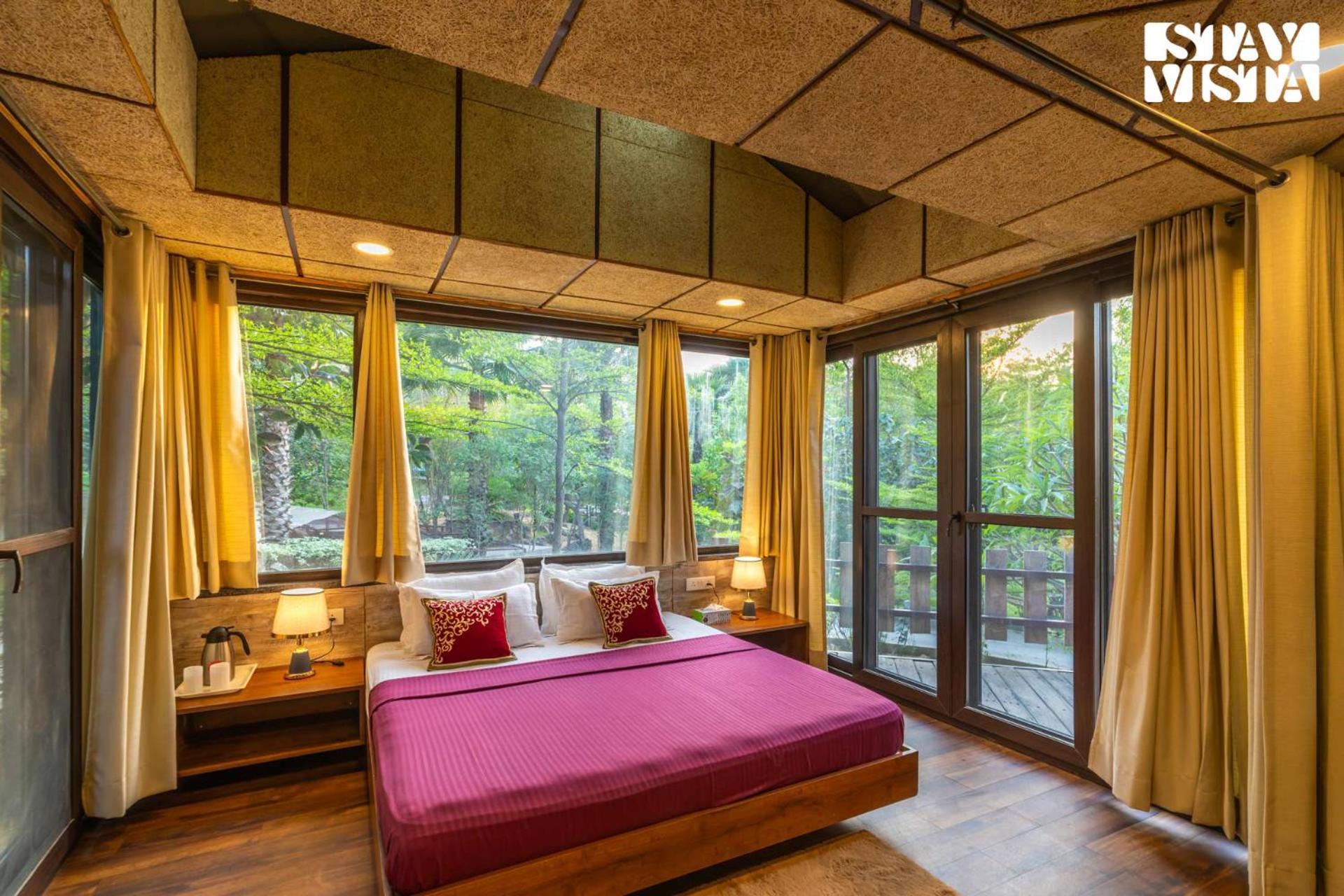 Stayvista At Maple Farms With Pool, Bbq & Bonfire Sohna Buitenkant foto
