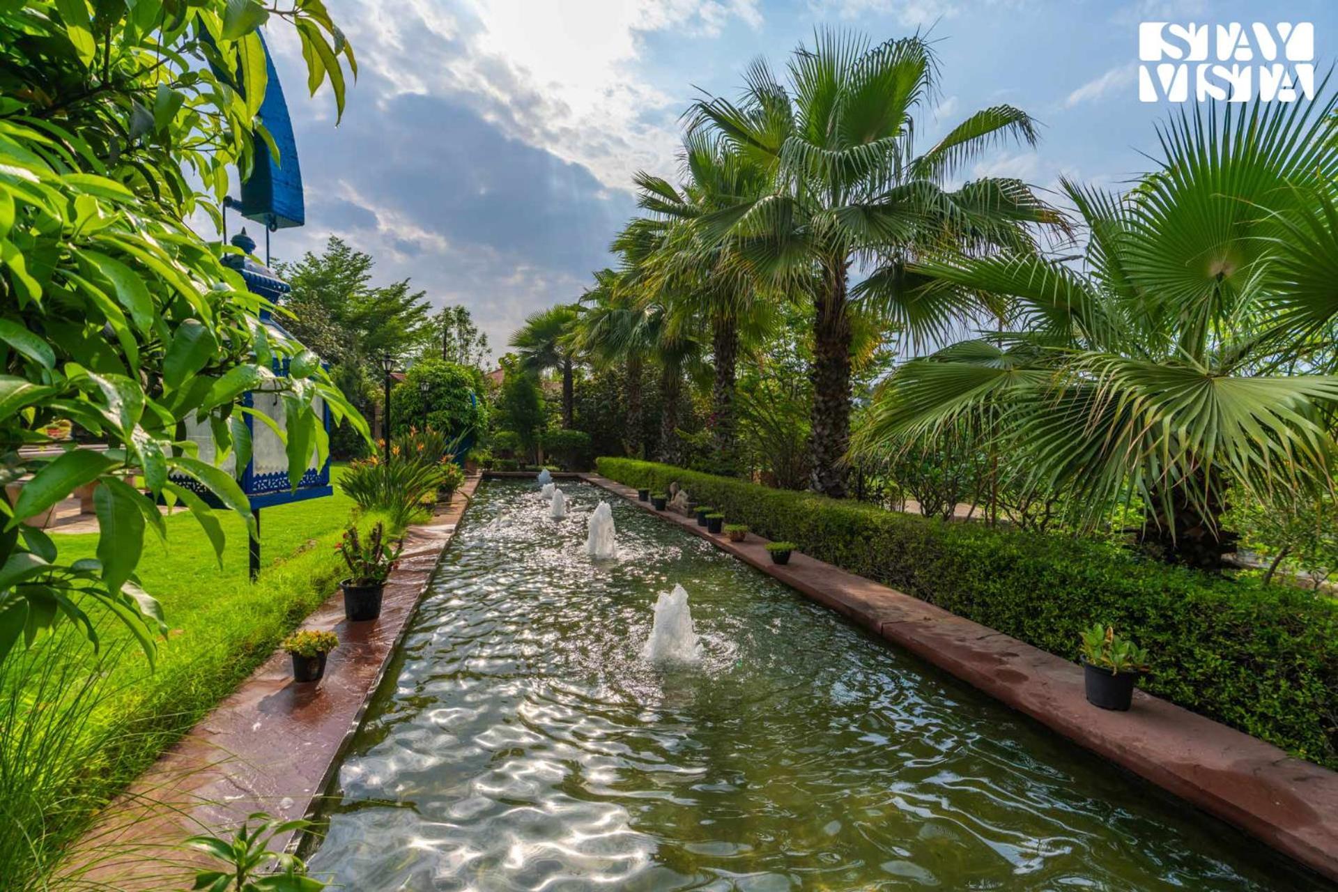 Stayvista At Maple Farms With Pool, Bbq & Bonfire Sohna Buitenkant foto